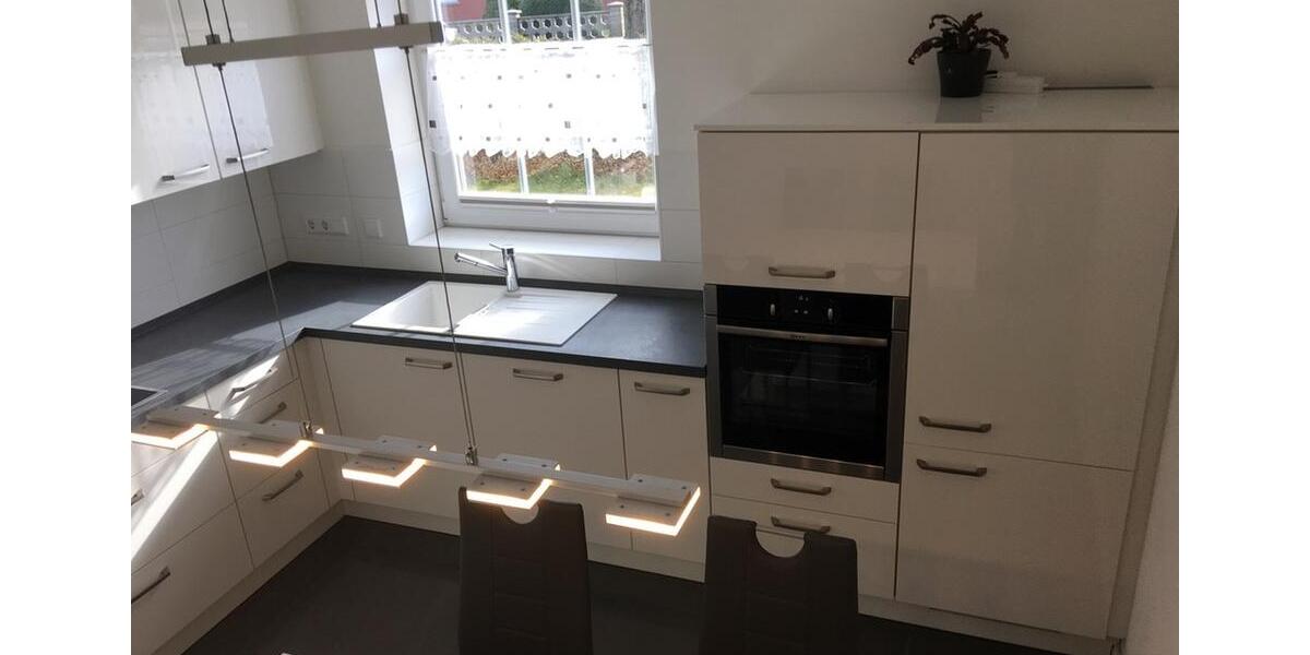 Etagenwohnung Schwerin Gartenstadt - 3 Zimmer, 78 m&sup2;, 825&euro; | Angebot:26057842