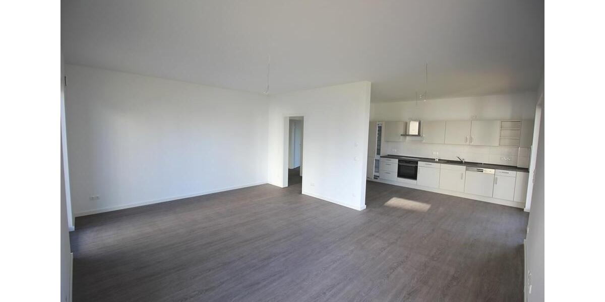 Erdgeschoßwohnung Schwerin Altstadt - 3 Zimmer, 110 m&sup2;, 1.540&euro; | Angebot:24495567
