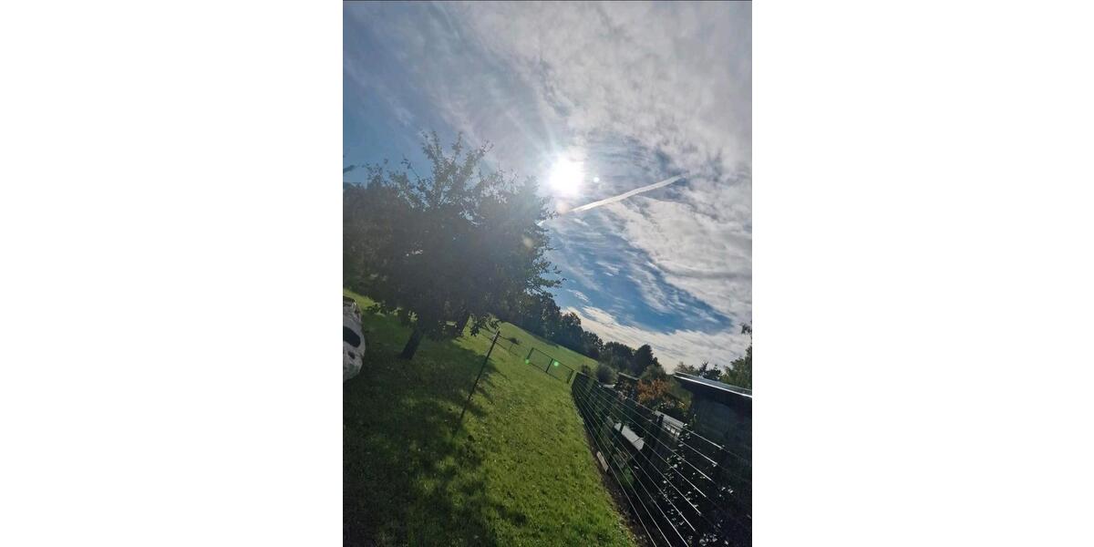 Bobitz Lichtdurchflutete & großzügige 70 m² DG-Wohnung mit Einbauküche, Stellplätzen & Haustieren willkommen – ruhig in DambeckBobitz 1 zimmer