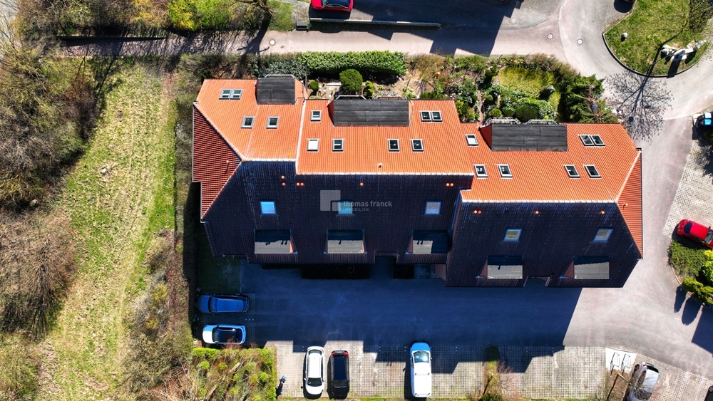 Wohnen wie im eigenen Haus: Lichtdurchflutete Maisonette mit USP und 180°-Schwerin-Panorama - Maisonettenwohnung Schwerin Friedrichsthal | Angebot:25637386