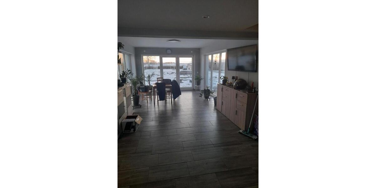 Einfamilienhaus Brüel - 4 Zimmer, 230 m&sup2;, 300.000&euro; | Angebot:24787988