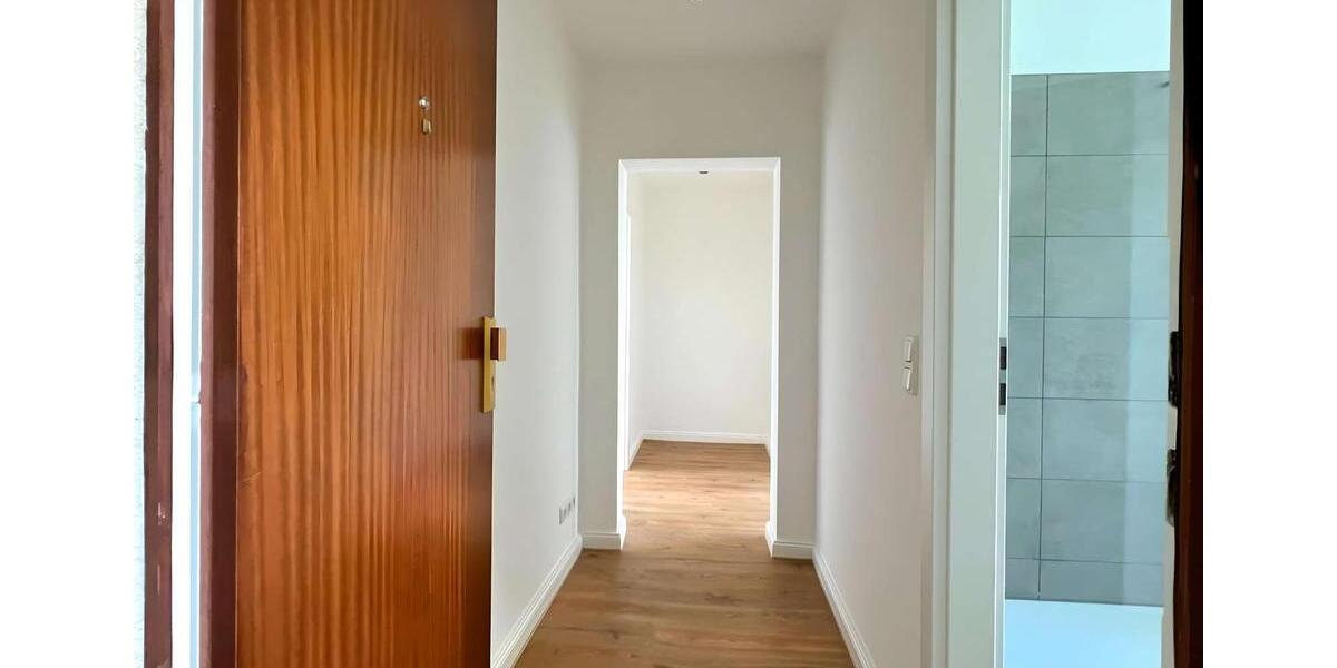 Dachgeschoßwohnung Lübstorf - 1 Zimmer, 34 m&sup2;, 400&euro; | Angebot:26661630