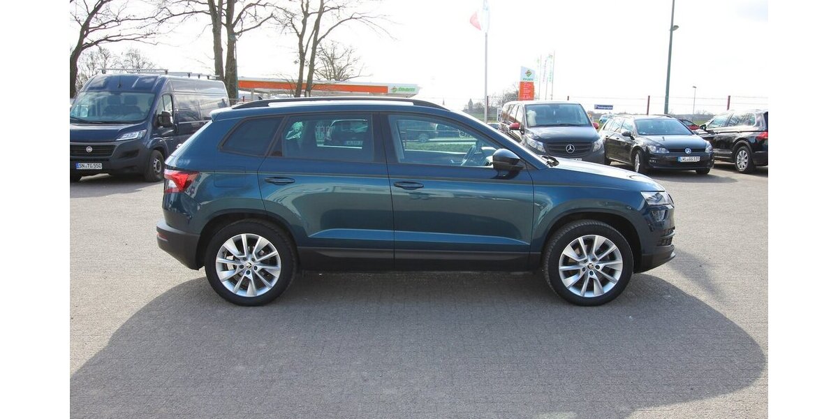 Skoda Karoq 2.0 TDI 7-DSG 4x4 Style LED+NAVI+KAMERA 172.628 km 16.000 &euro; Hagenow 19230