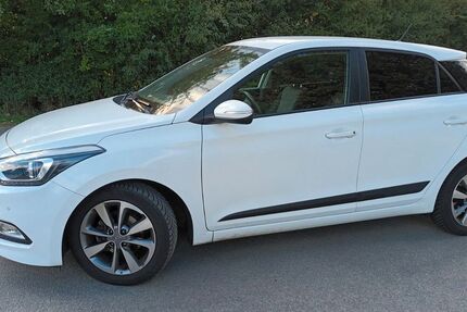 Hyundai i20 94.400 km 10.999 € Pampow 19075