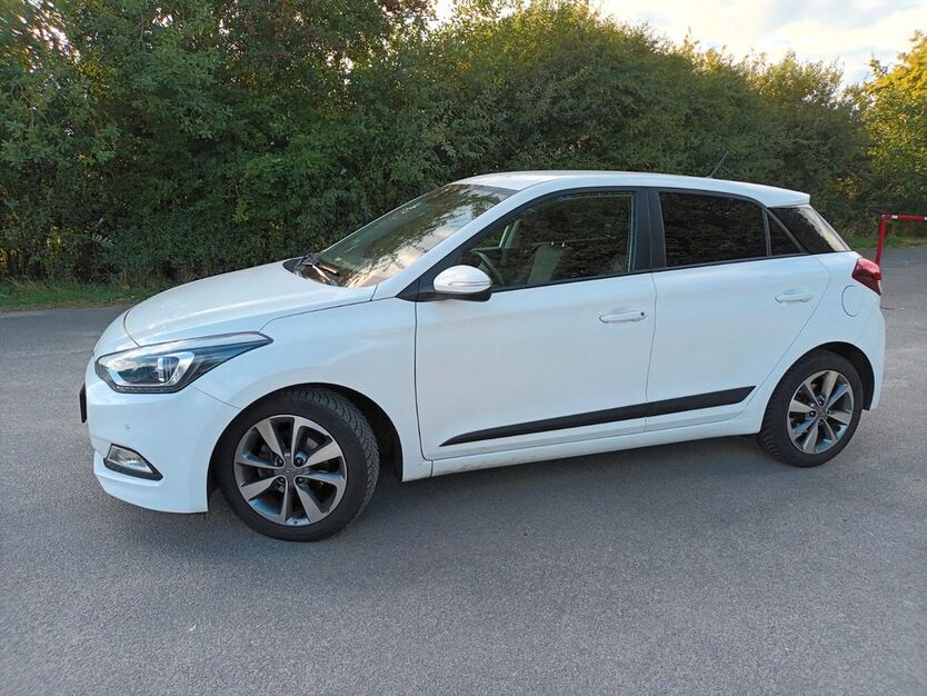 Hyundai i20 94.400 km 10.999 € Pampow 19075