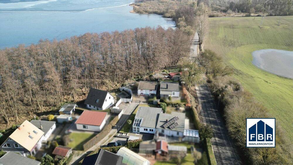 Mehrfamilienhaus, Wohnhaus Schwerin Wickendorf - 2 Zimmer, 65 m&sup2;, 125.000&euro; | Angebot:26018477