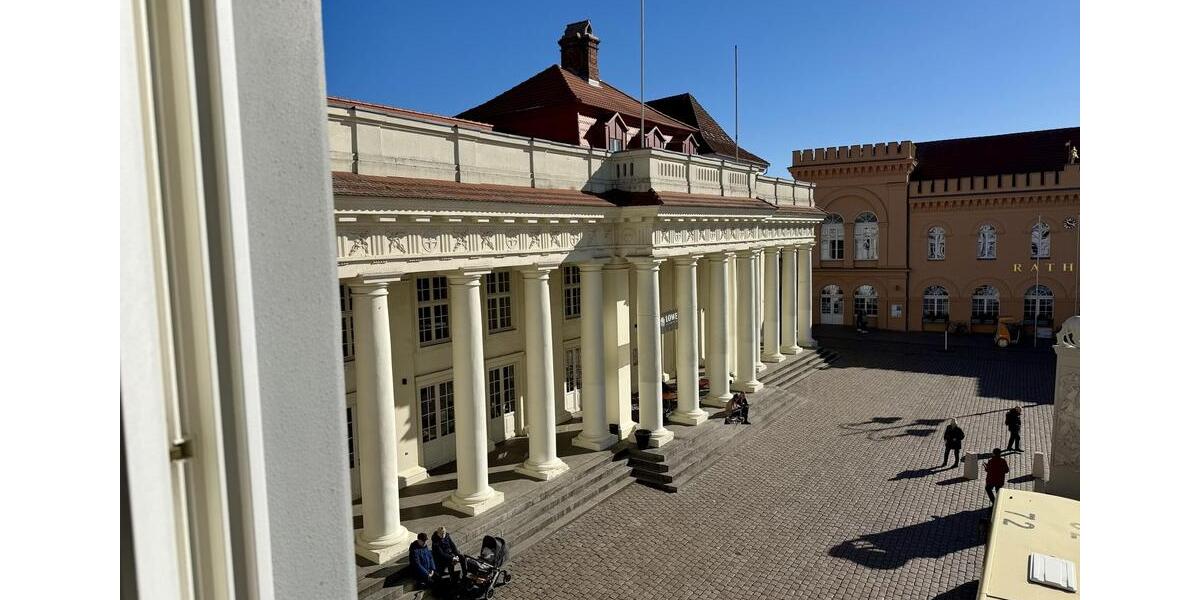 Etagenwohnung Schwerin Altstadt - 3 Zimmer, 90 m&sup2;, 1.230&euro; | Angebot:26194820