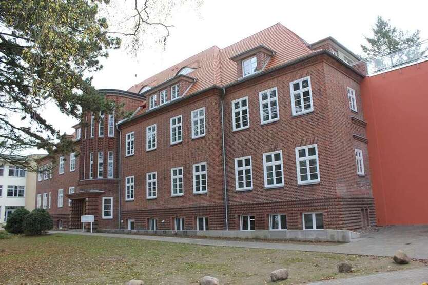 Wohnung zum Mieten in Schwerin 1.100 € 100.7 m²