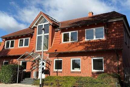 Haus Schwerin Friedrichsthal - 10 Zimmer, 355 m&sup2;, 475.000&euro; | Angebot:25004366