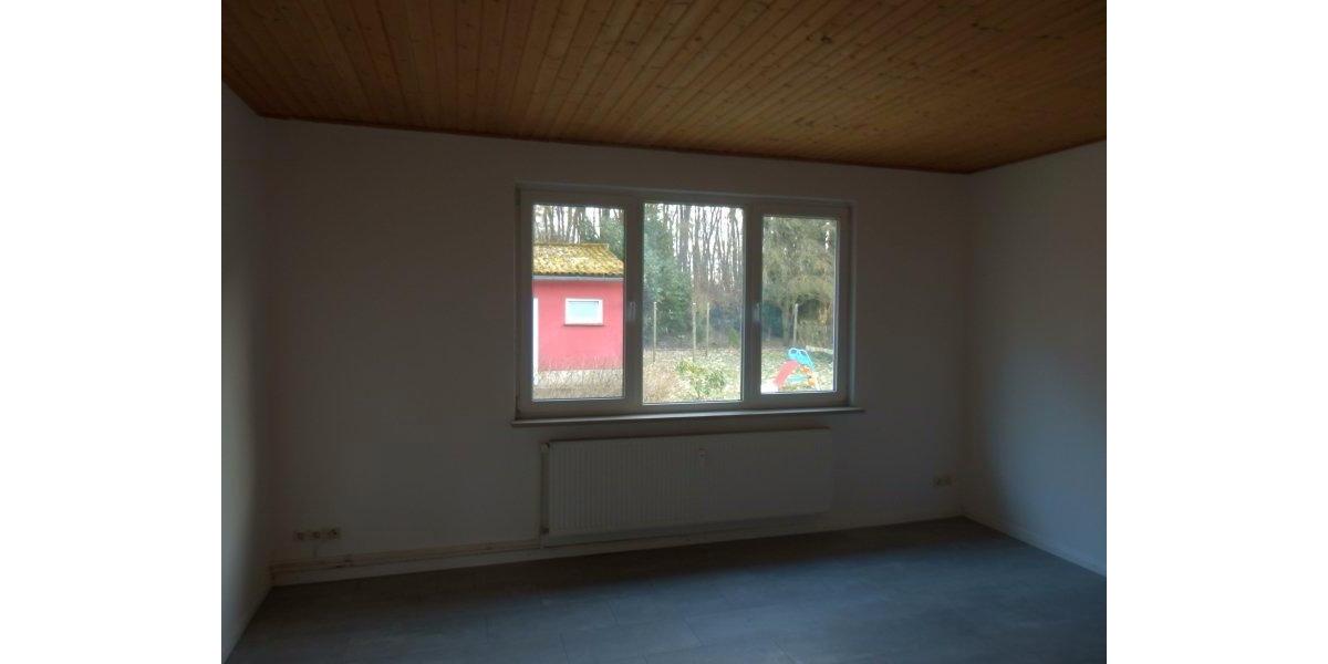 Erdgeschoßwohnung Neustadt-Glewe Glewe - 4 Zimmer, 88 m&sup2;, 676&euro; | Angebot:26023792