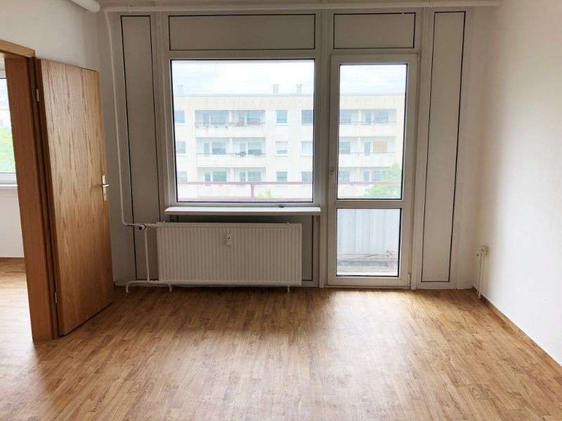 Wohnung zum Mieten in Schwerin 430 € 69 m²