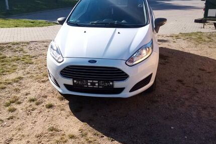 Ford Fiesta 157.155 km 3.000 &euro; Schwerin 19057
