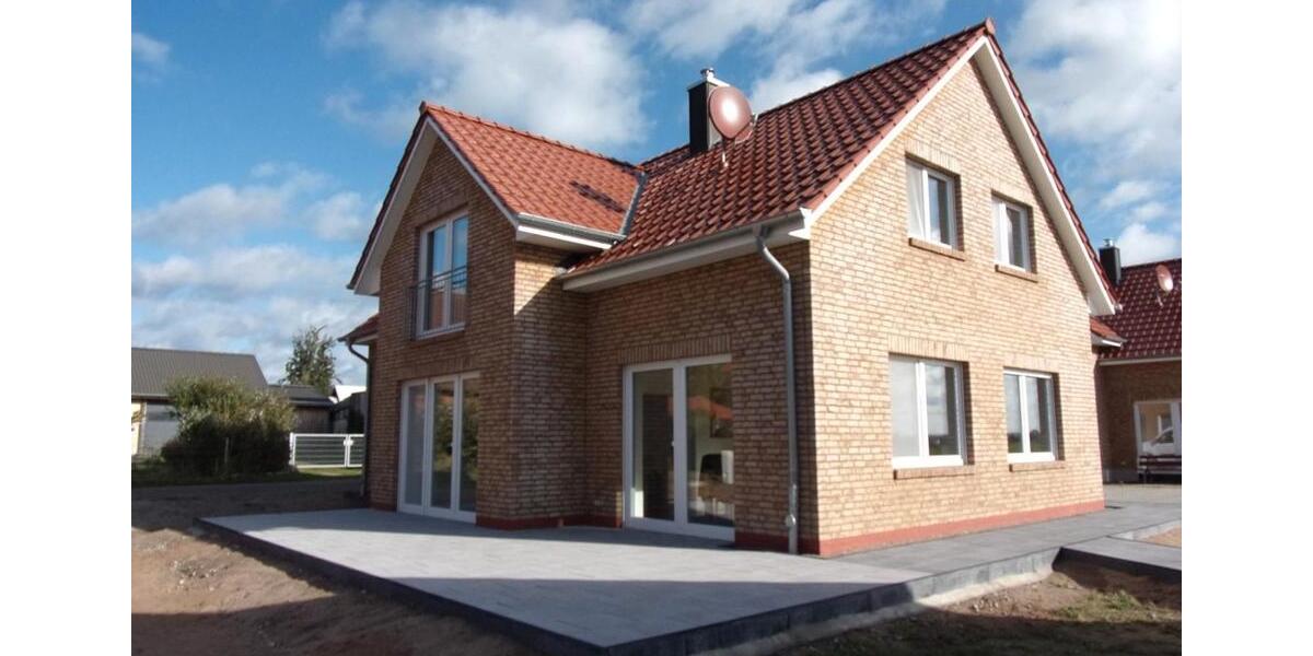 Einfamilienhaus Schwerin Friedrichsthal - 8 Zimmer, 222 m&sup2;, 670.000&euro; | Angebot:26355574