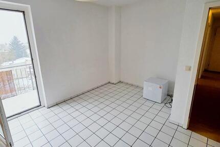 Wohnung Schwerin - 3 Zimmer, 67 m&sup2;, 668&euro; | Angebot:26131823