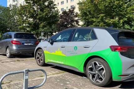 Garagen / Stellplätze Schwerin Neu Zippendorf - 25&euro; | Angebot:26864320