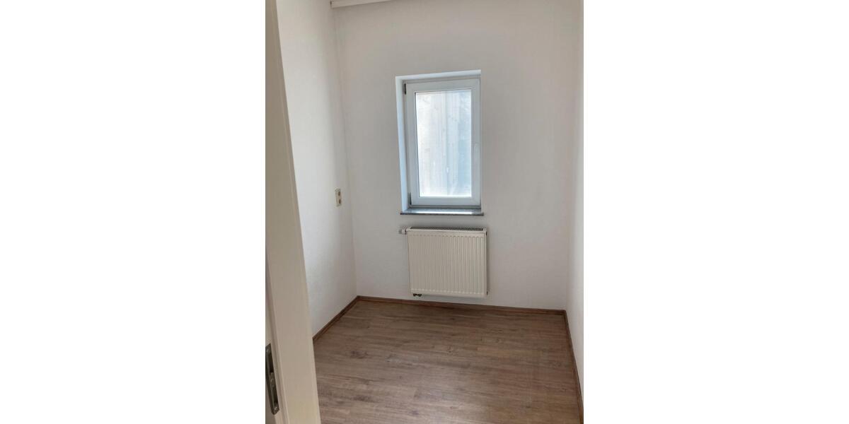Erdgeschoßwohnung Schwerin Altstadt - 1.5 Zimmer, 30 m&sup2;, 400&euro; | Angebot:26316737