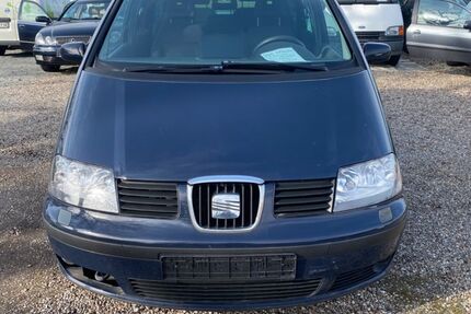 Seat Alhambra 223.000 km 1.250 &euro; Bandenitz 19230