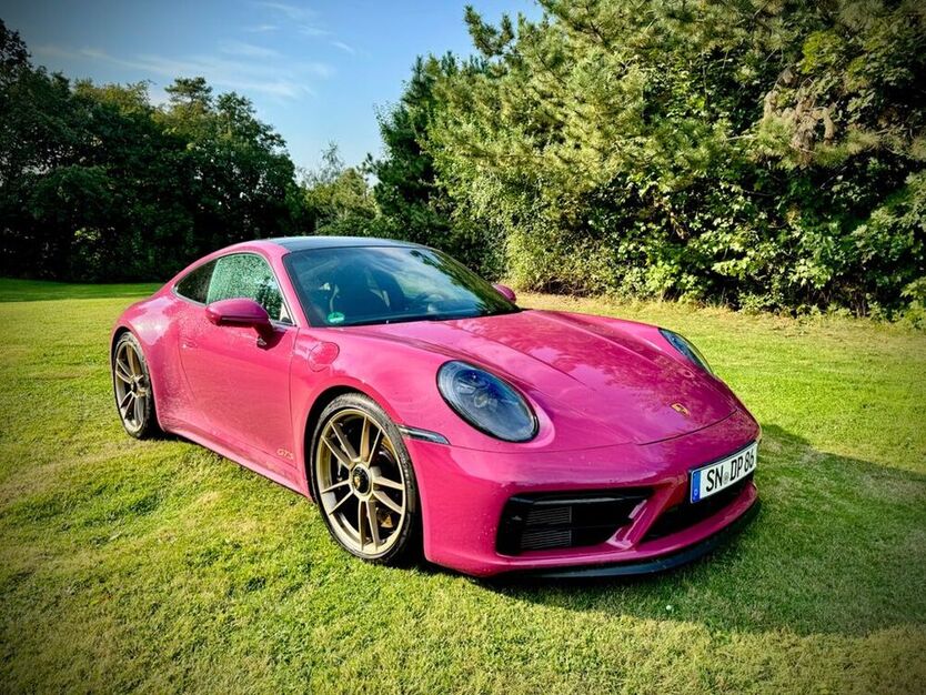 992