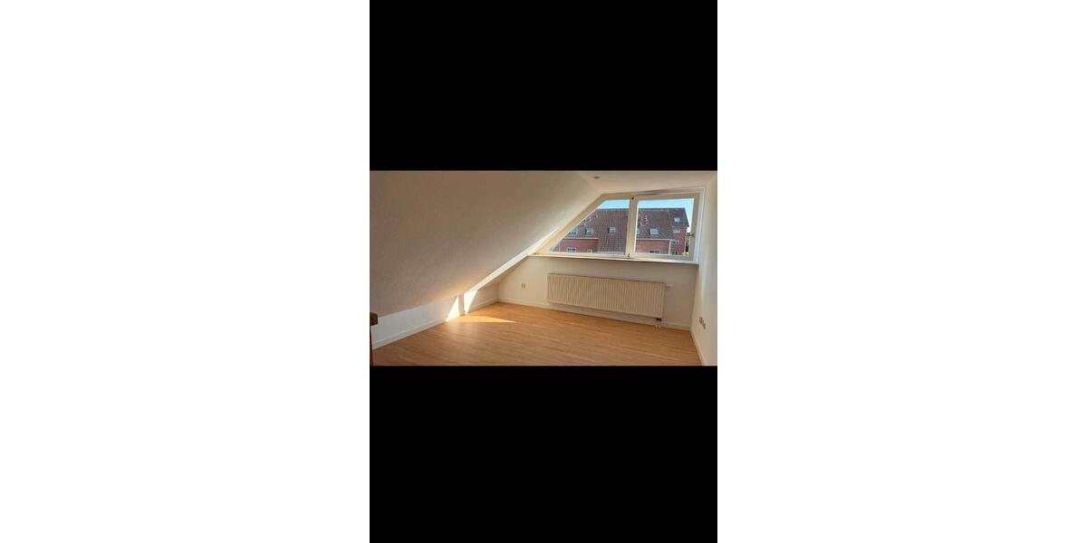 Maisonettenwohnung Schwerin Gartenstadt - 2 Zimmer, 50 m&sup2;, 537&euro; | Angebot:26366297