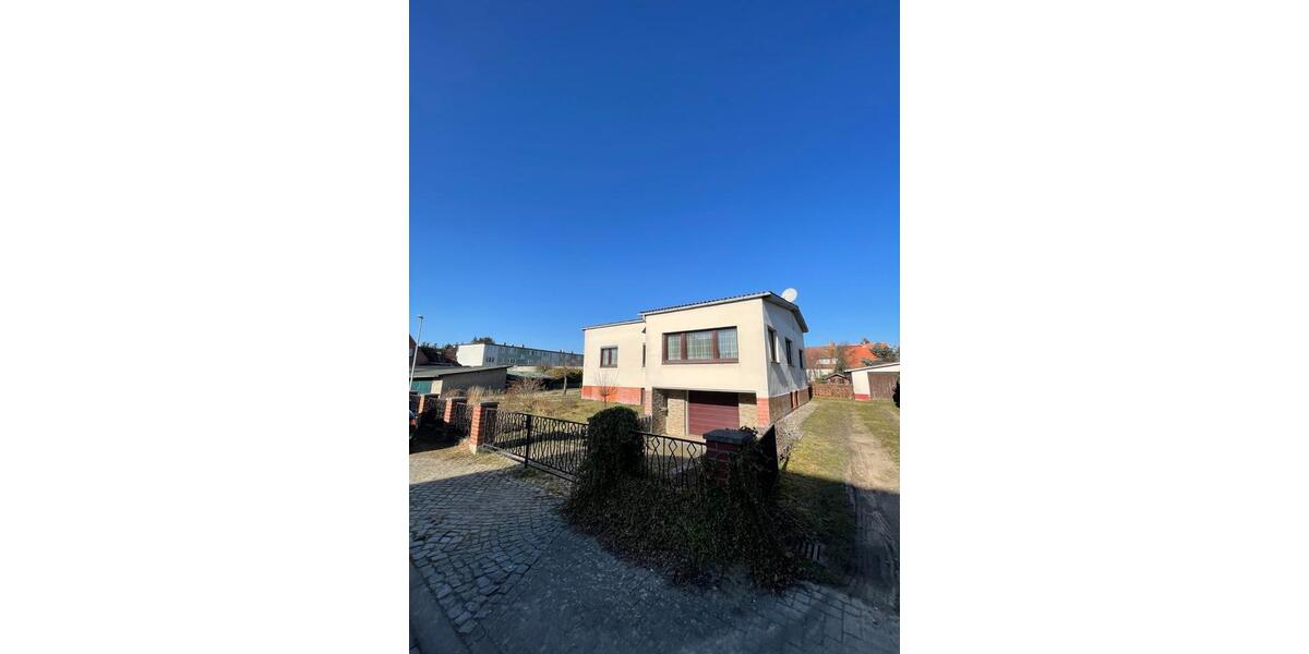 Einfamilienhaus Gadebusch - 6 Zimmer, 204 m&sup2;, 158.000&euro; | Angebot:25415128