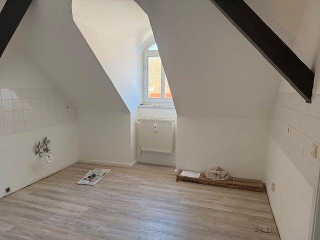 Dachgeschoßwohnung Pinnow - 2 Zimmer, 50 m&sup2;, 422&euro; | Angebot:26461662