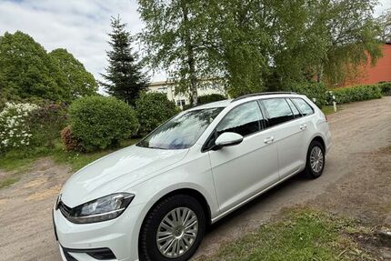 VW Golf 193.000 km 8.200 &euro; Wittenburg 19243