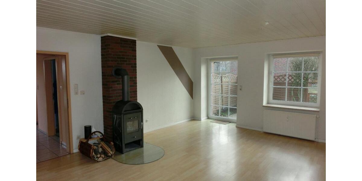 Erdgeschoßwohnung Dorf Mecklenburg - 4 Zimmer, 112 m&sup2;, 900&euro; | Angebot:26652850
