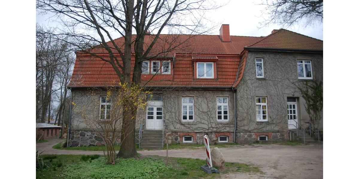 Mehrfamilienhaus, Wohnhaus Bad Kleinen - 26 Zimmer, 710 m&sup2;, 230.000&euro; | Angebot:24662107