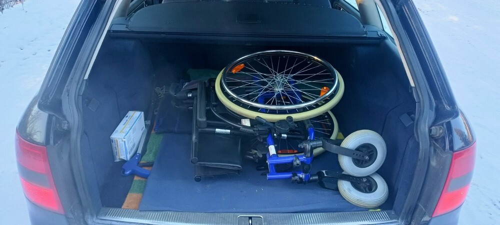 Audi A6 (Typ 4B) 317.000 km 5.200 € Dümmer 19073