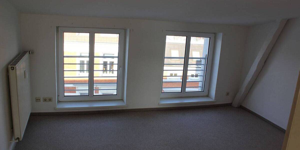 Etagenwohnung Schwerin Feldstadt - 2 Zimmer, 49 m&sup2;, 460&euro; | Angebot:26843908