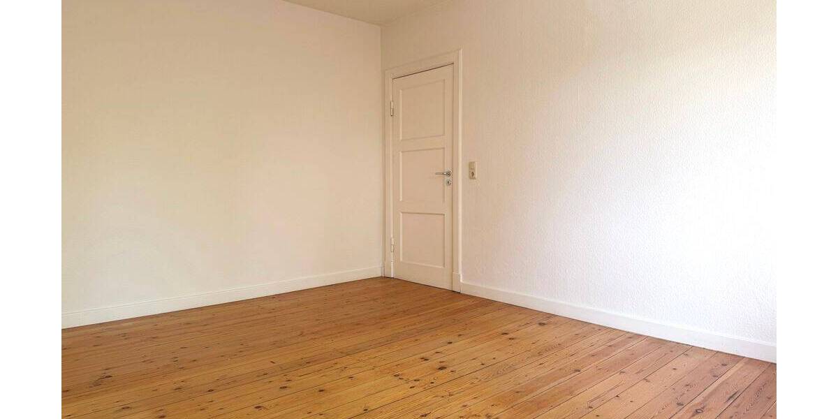 Etagenwohnung Schwerin Weststadt - 3 Zimmer, 69 m&sup2;, 630&euro; | Angebot:26759891