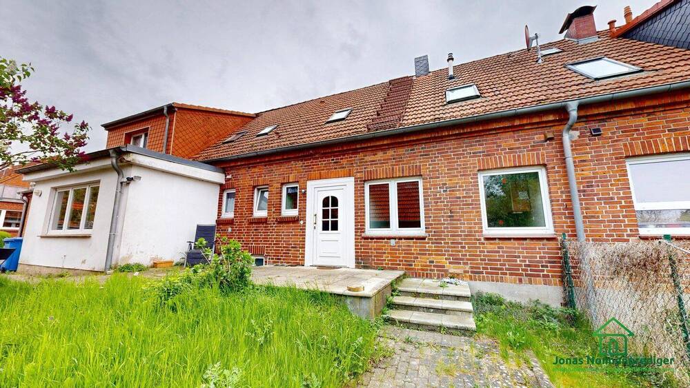 Reihenmittelhaus Leezen - 3 Zimmer, 113 m&sup2;, 190.000&euro; | Angebot:26605002