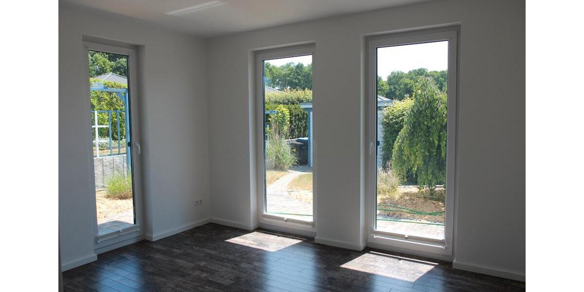 Bungalow Schwerin Gartenstadt - 4 Zimmer, 100 m&sup2;, 1.490&euro; | Angebot:26416797