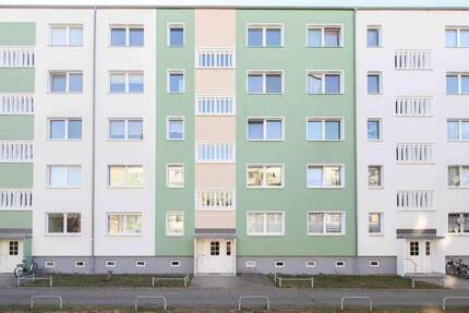 Haus Schwerin Lankow - 2 Zimmer, 60.000&euro; | Angebot:25612405