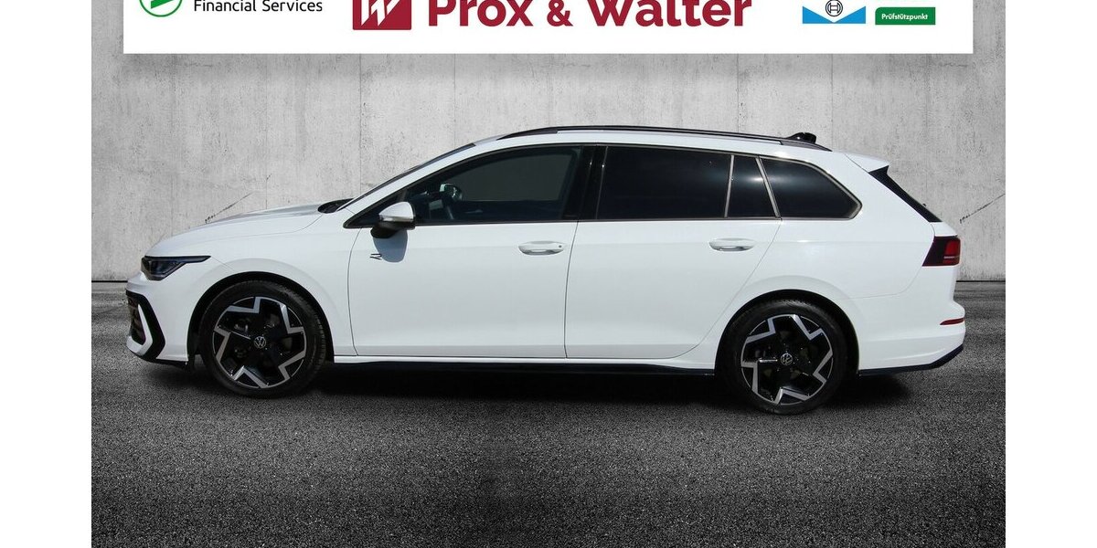 VW Golf VIII Variant 1.5 TSI R-Line LED+KAMERA+ACC 32.787 km 25.900 &euro; Hagenow 19230