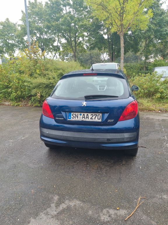 Peugeot 207 242.000 km 1.900 € schwerin 19063