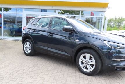 Opel Grandland (X) 64.755 km 12.990 &euro; Schwerin 19057