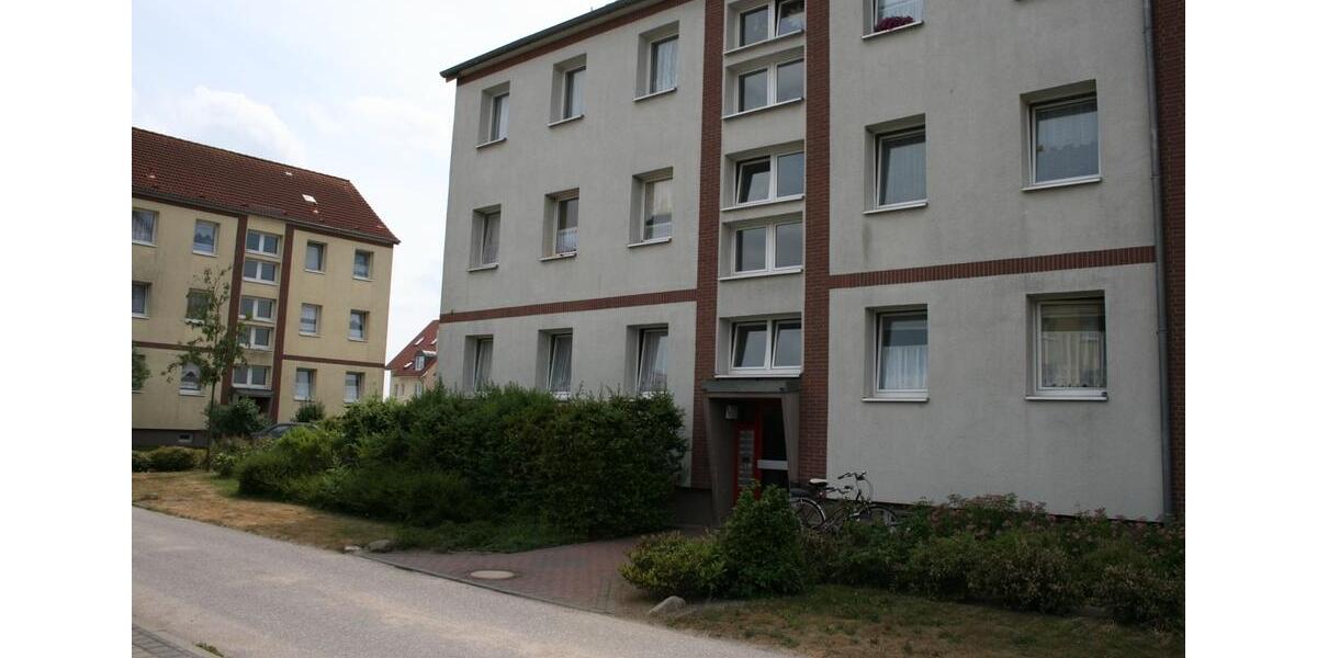 Moderne Dachgeschosswohnung mit Blick ins Grüne in ruhiger Lage 3 zimmer