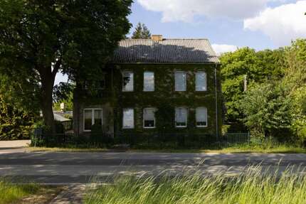 Haus zum Kaufen in Alt Meteln Rugensee 320.000 € 257 m² 8 zimmer