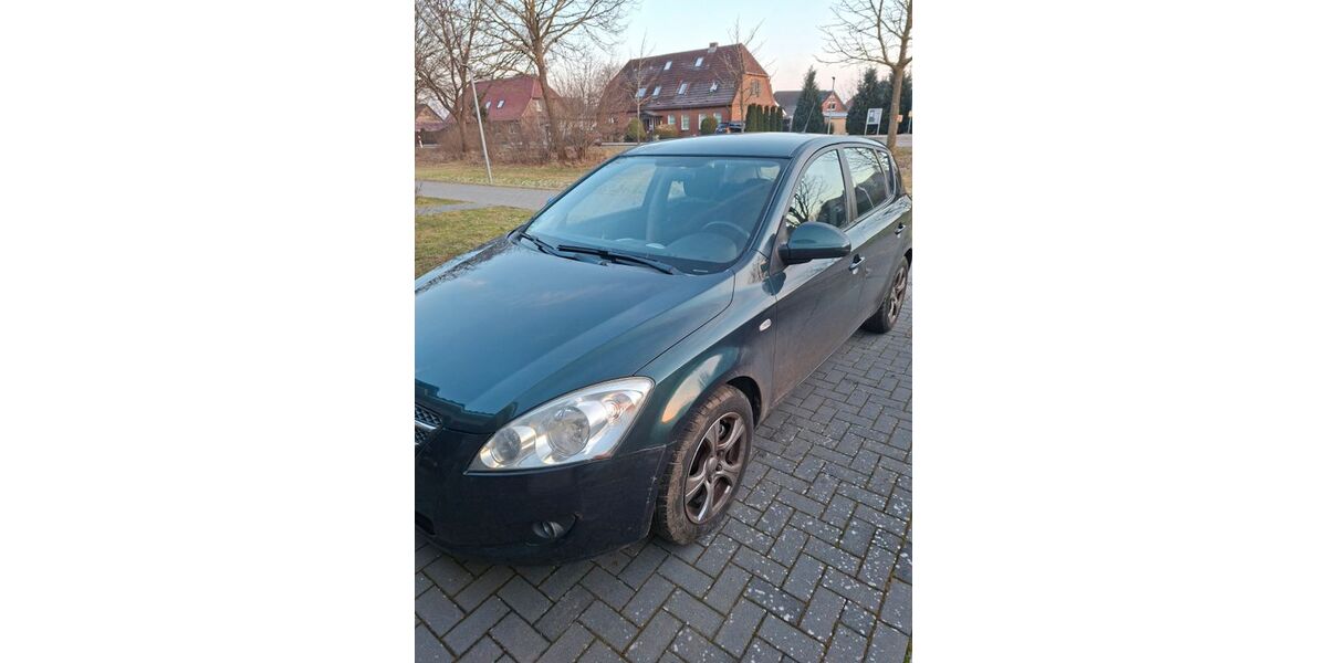 Kia ceed / Ceed 255.800 km 2.249 &euro; Hagenow 19230