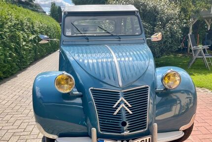 Citroen 2 CV 28.820 km 11.900 &euro; Wismar 23966