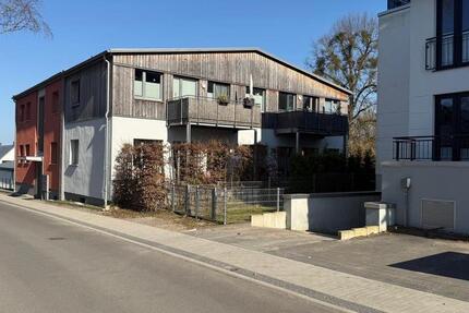 Wohnung Schwerin Gartenstadt - 3 Zimmer, 96 m&sup2;, 1.390&euro; | Angebot:25856695