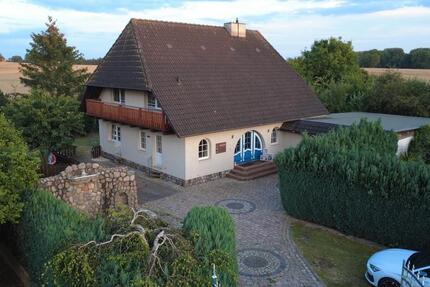 Haus Dorf Mecklenburg - 7 Zimmer, 172 m&sup2;, 545.000&euro; | Angebot:27133687