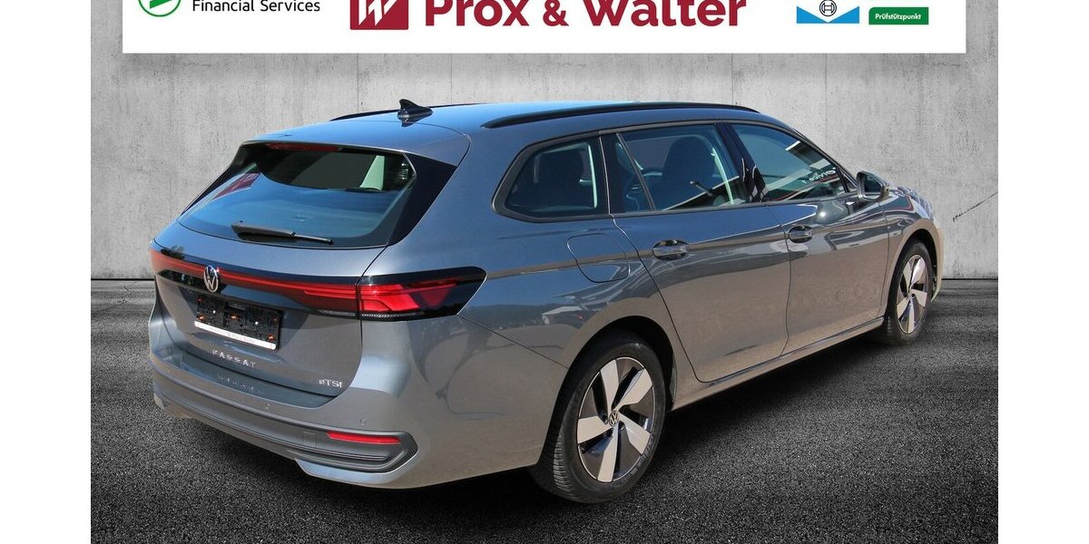 VW Passat Variant 1.5 eTSI 7-DSG LED+KAMERA+WINTER 33.281 km 26.900 &euro; Hagenow 19230