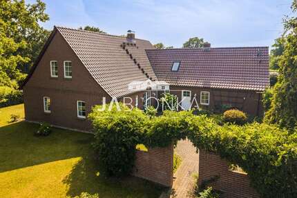 Haus Uelitz - 10 Zimmer, 262 m&sup2;, 496.000&euro; | Angebot:27266346