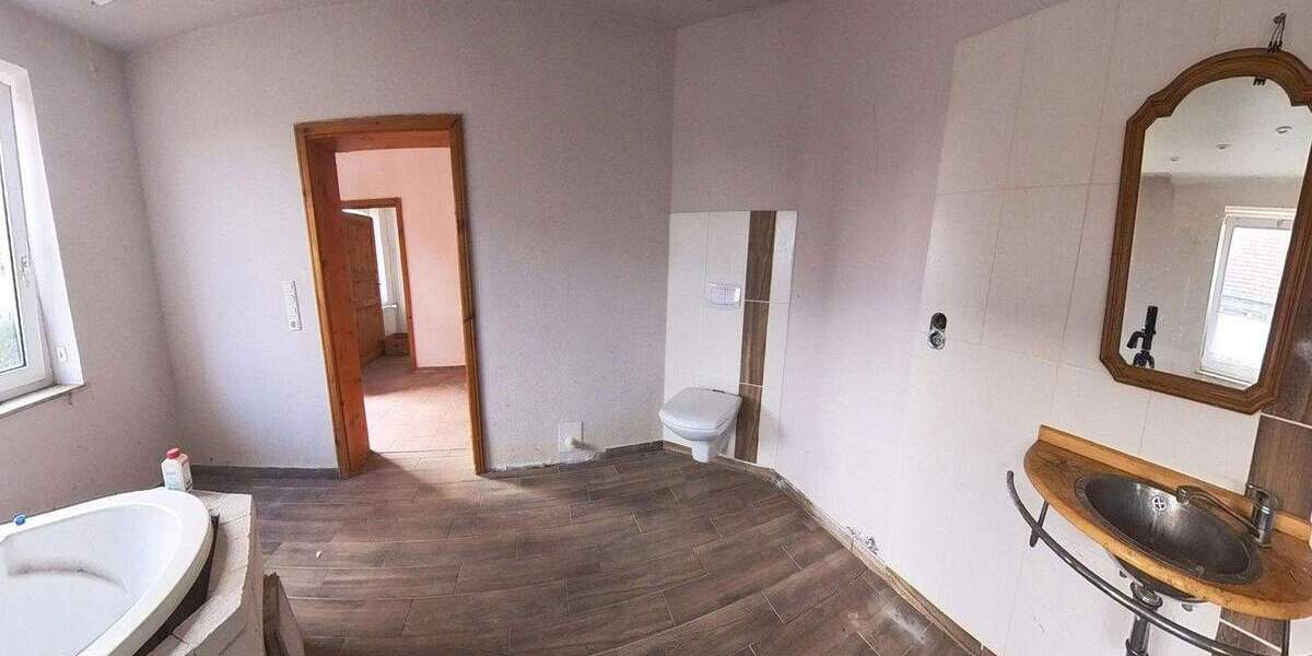 Mehrfamilienhaus, Wohnhaus Zölkow Hof Grabow - 1 Zimmer, 170 m&sup2;, 75.000&euro; | Angebot:25757020