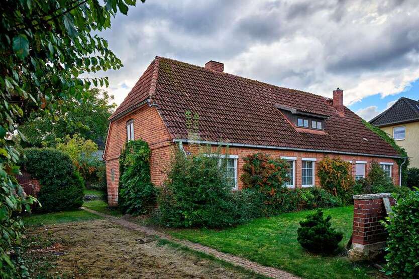 Haus zum Kaufen in Schwerin 199.850 € 160 m²