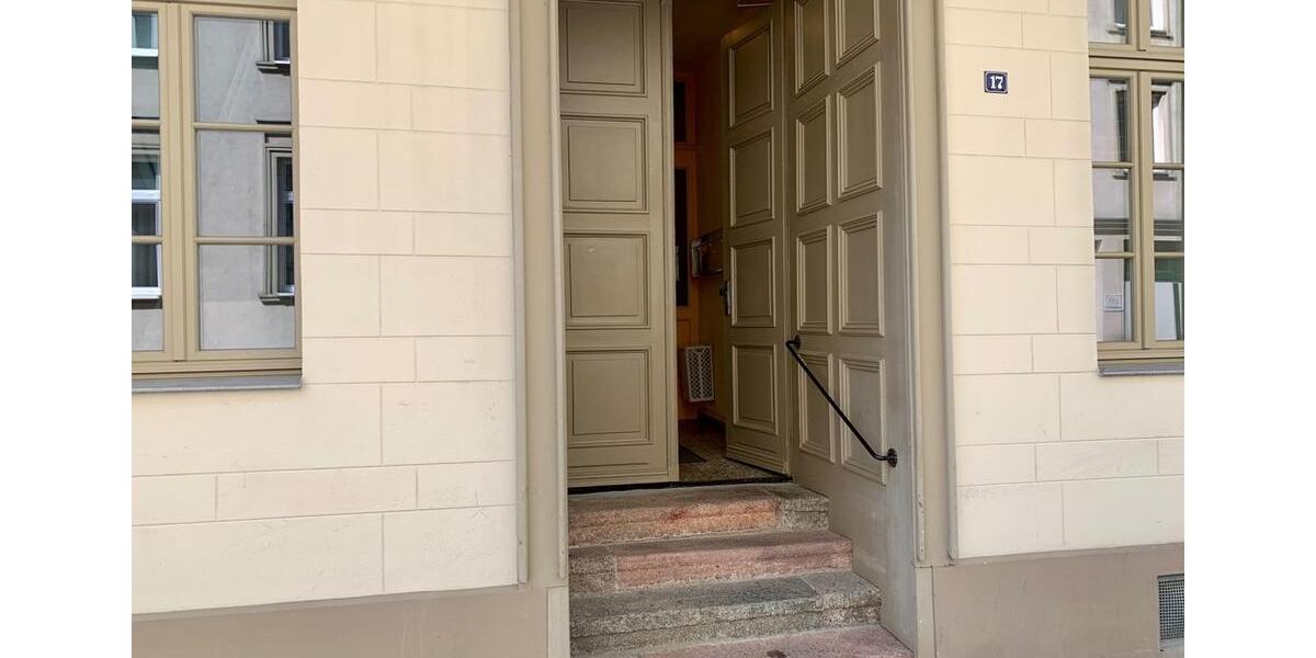 Wohnen in der Altstadt Vollbad mit Fenster Fußbodenheizung Einbauküche 2 zimmer