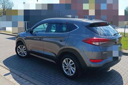 Hyundai TUCSON 186.000 km 12.399 € Zarrentin 19246