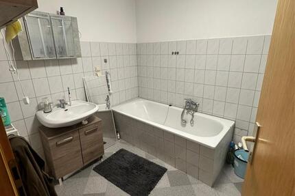 Wohnung Schwerin - 3 Zimmer, 86 m&sup2;, 680&euro; | Angebot:25613171